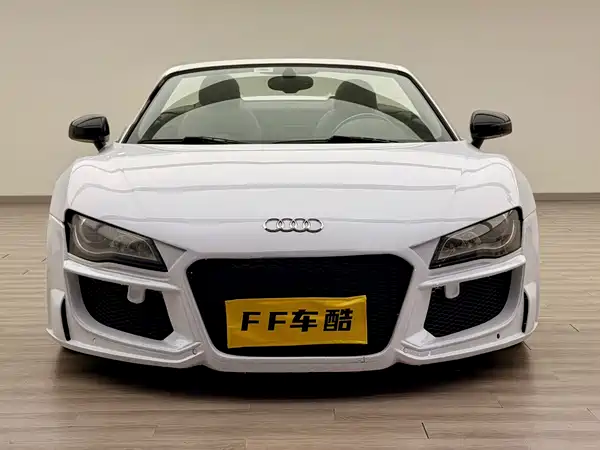 Audi R8 2012