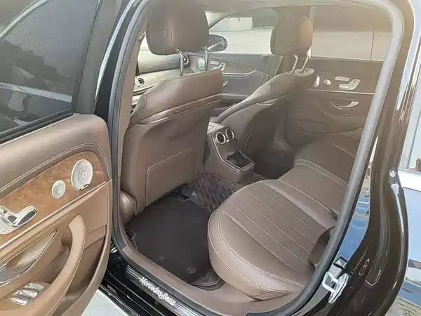 Mercedes-Benz E-Class 2023