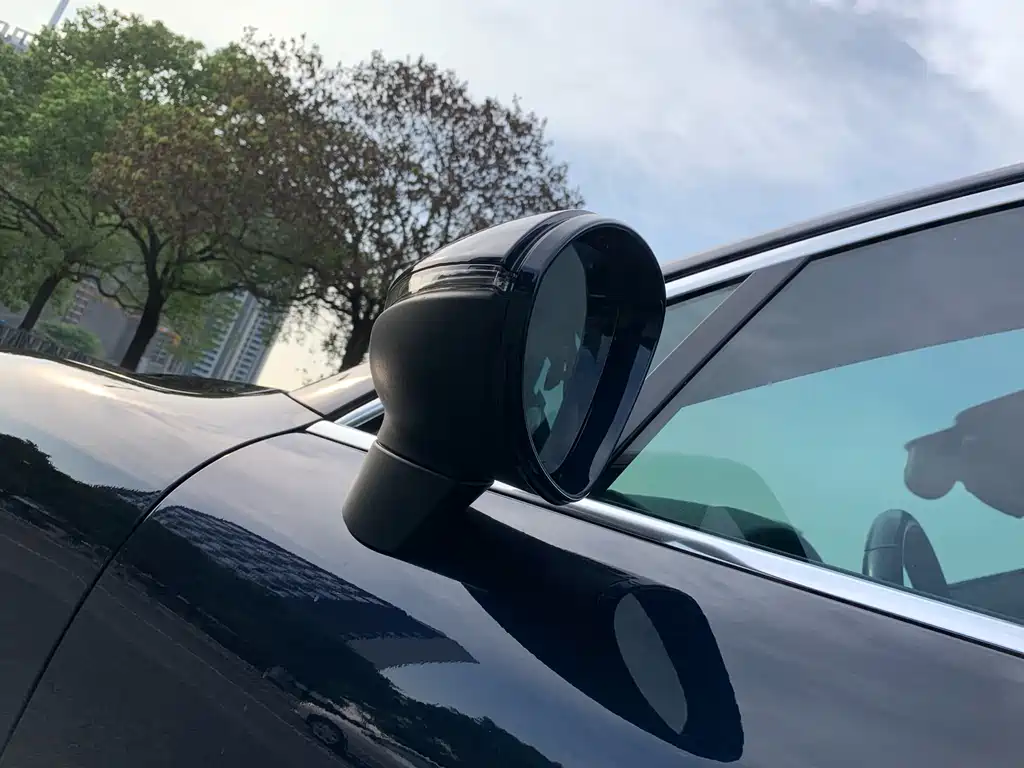 Porsche Cayenne 2019 — фото 11