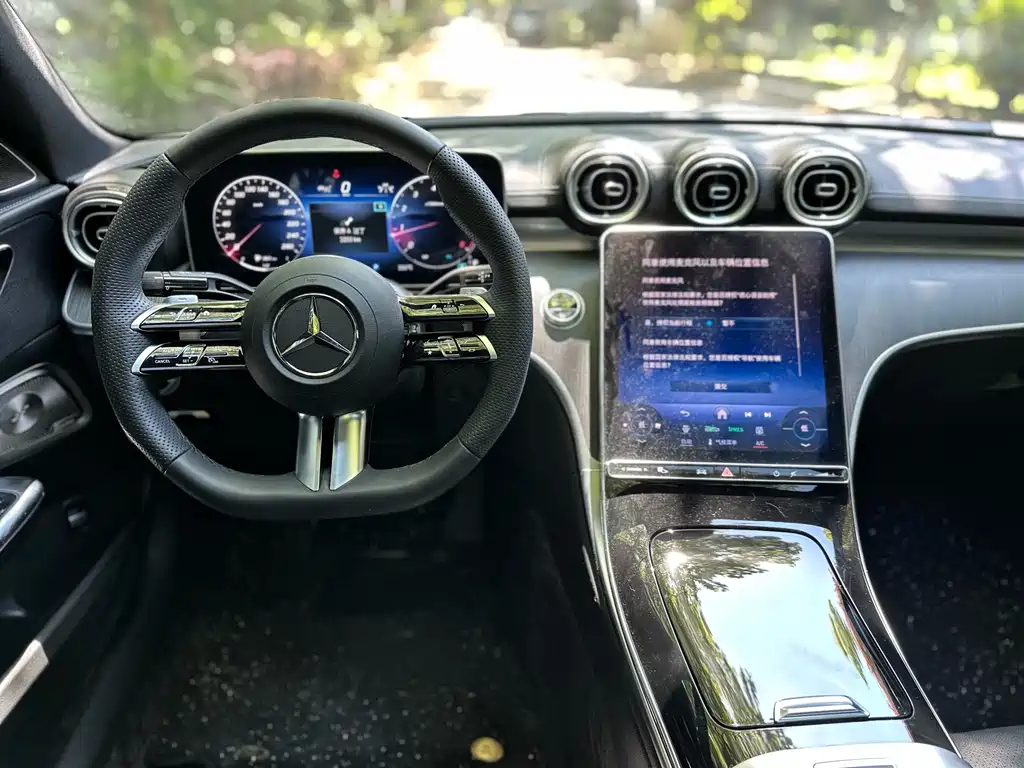 Mercedes-Benz C-Class 2024 — фото 12