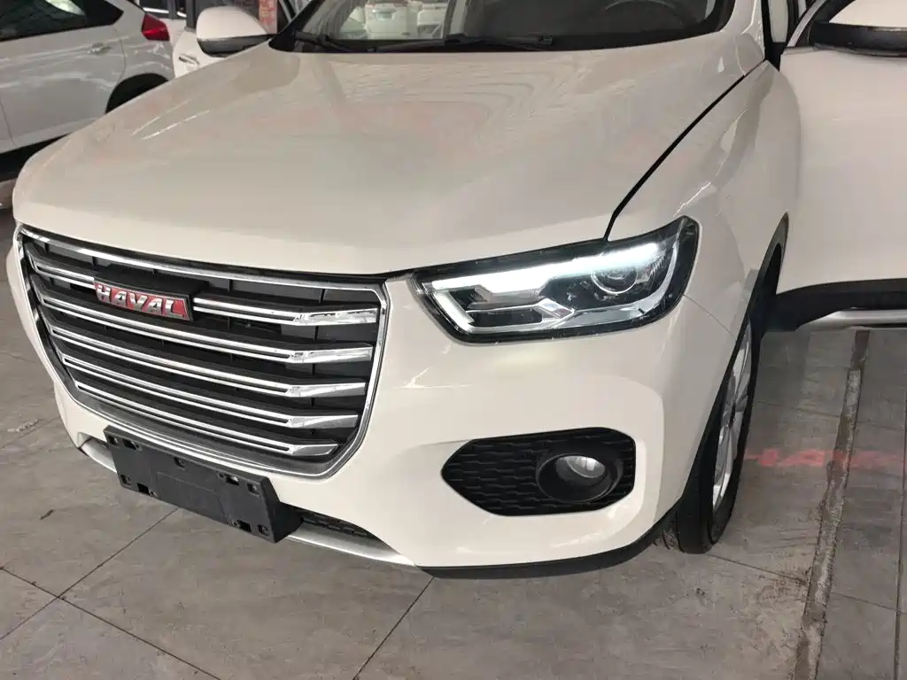 Haval H2s 2017 — фото 18