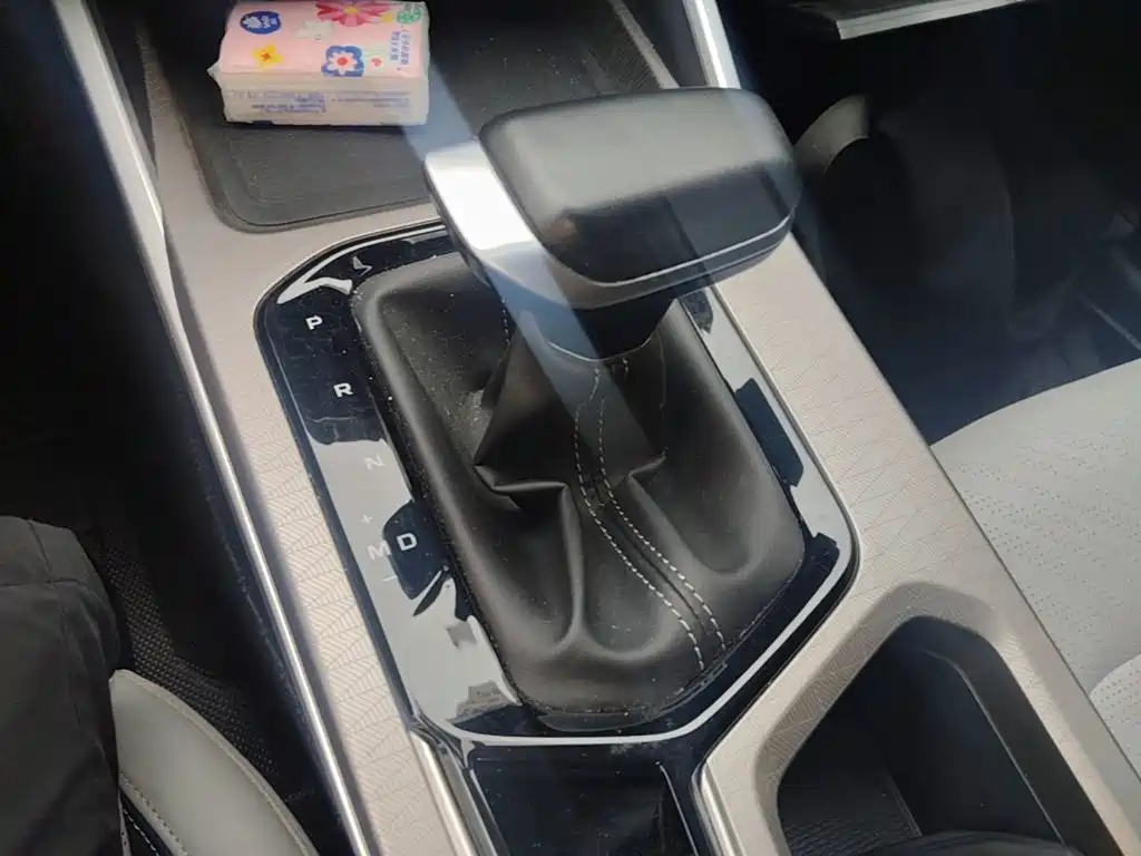 Geely Emgrand 2022 — фото 14