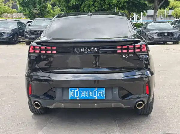 Lynk & Co 05 2021