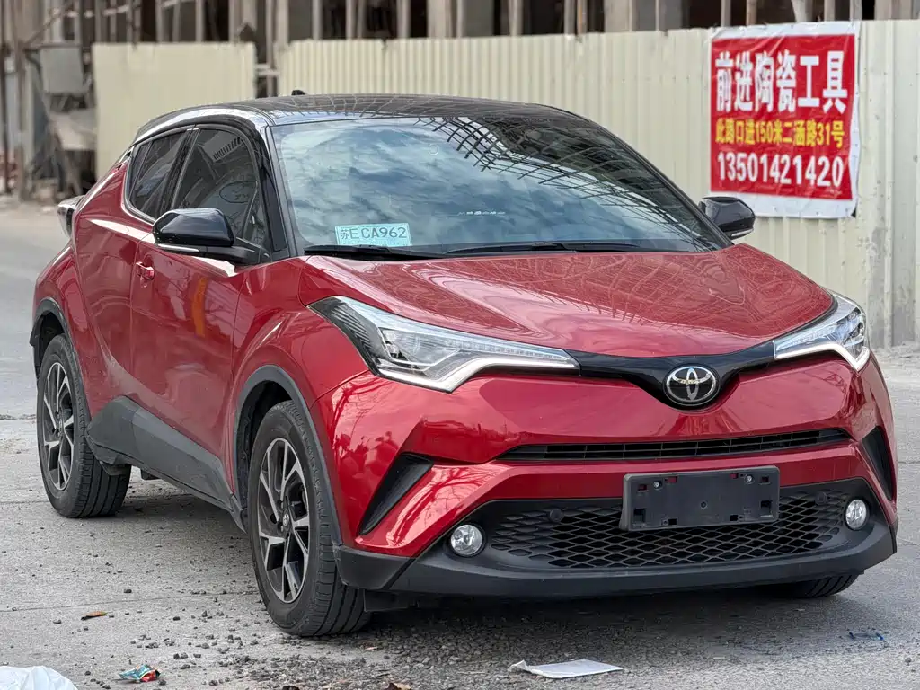 Toyota C-HR 2020 — фото 3