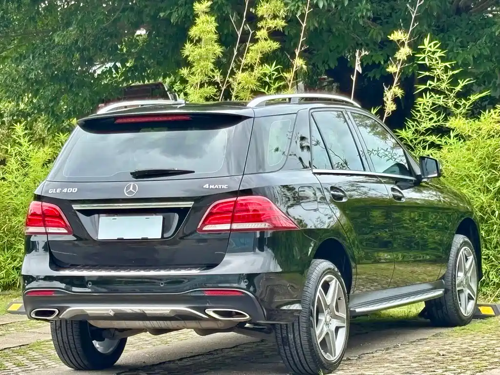 Mercedes-Benz GLE 2016 — фото 20