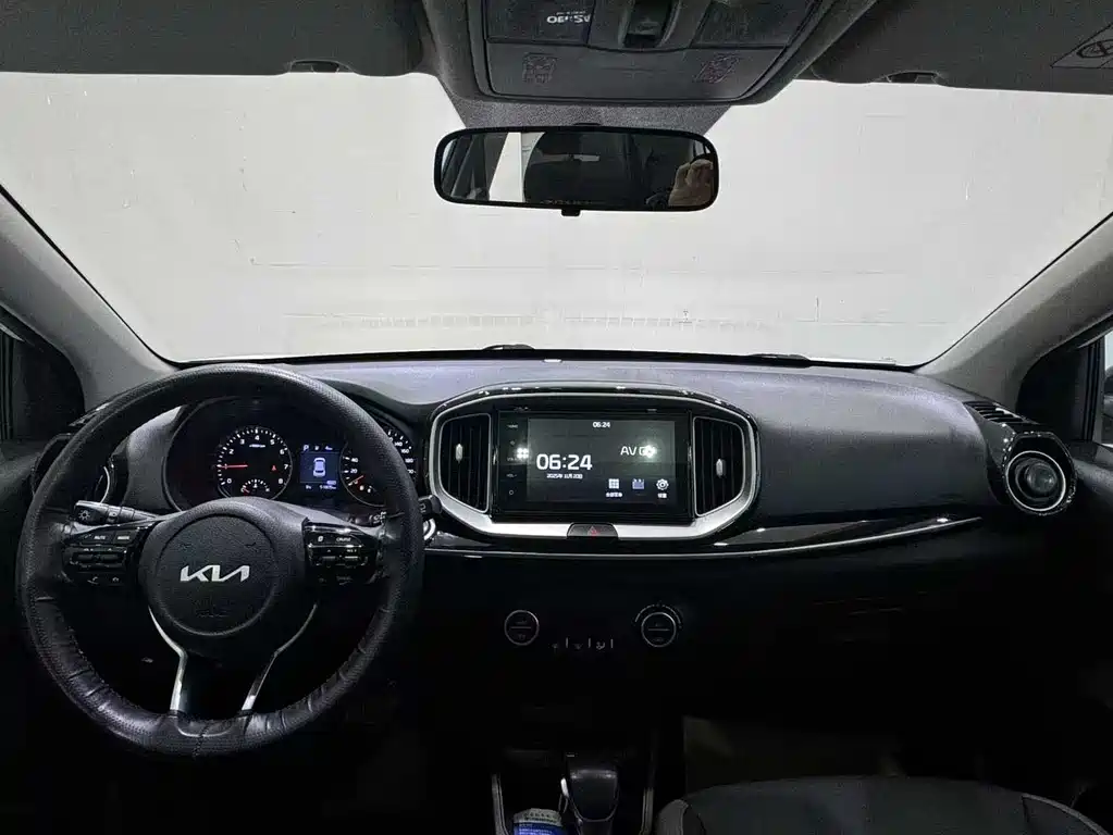 Kia KX1 2022 — фото 10