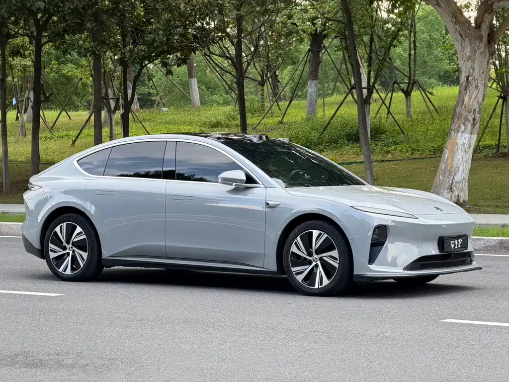 NIO ET5 2024