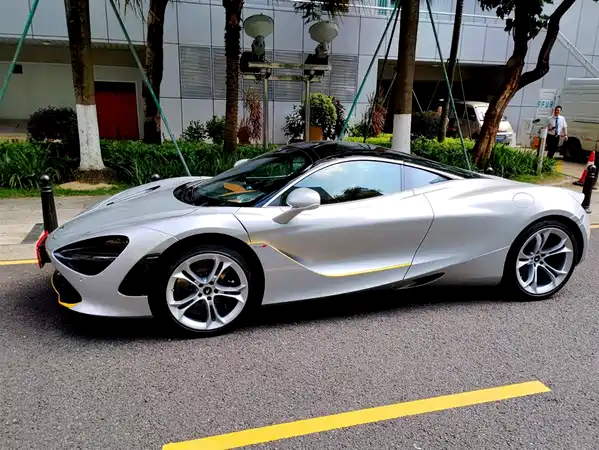 McLaren 720S 2018