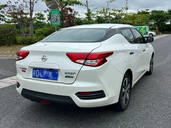 Nissan Bluebird 2020