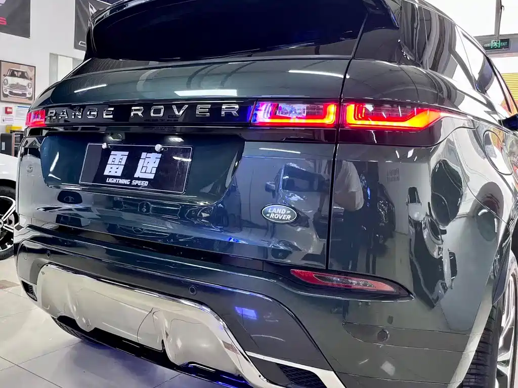 Land Rover Evoque 2024 — фото 21