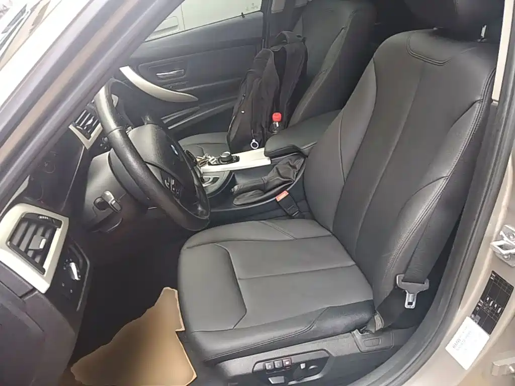 BMW 3 Series 2015 — фото 15