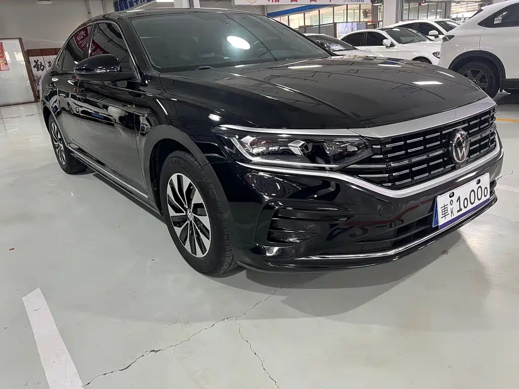 Volkswagen Passat 2023