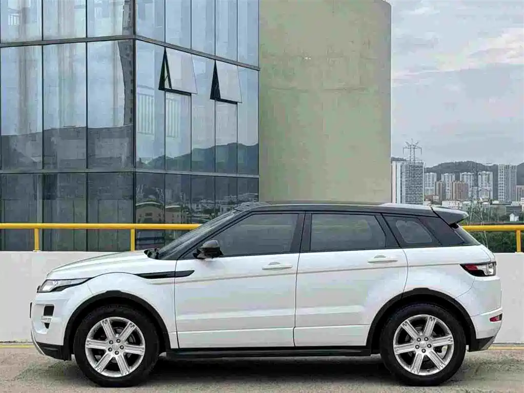 Land Rover Range Rover Evoque 2015 — фото 12