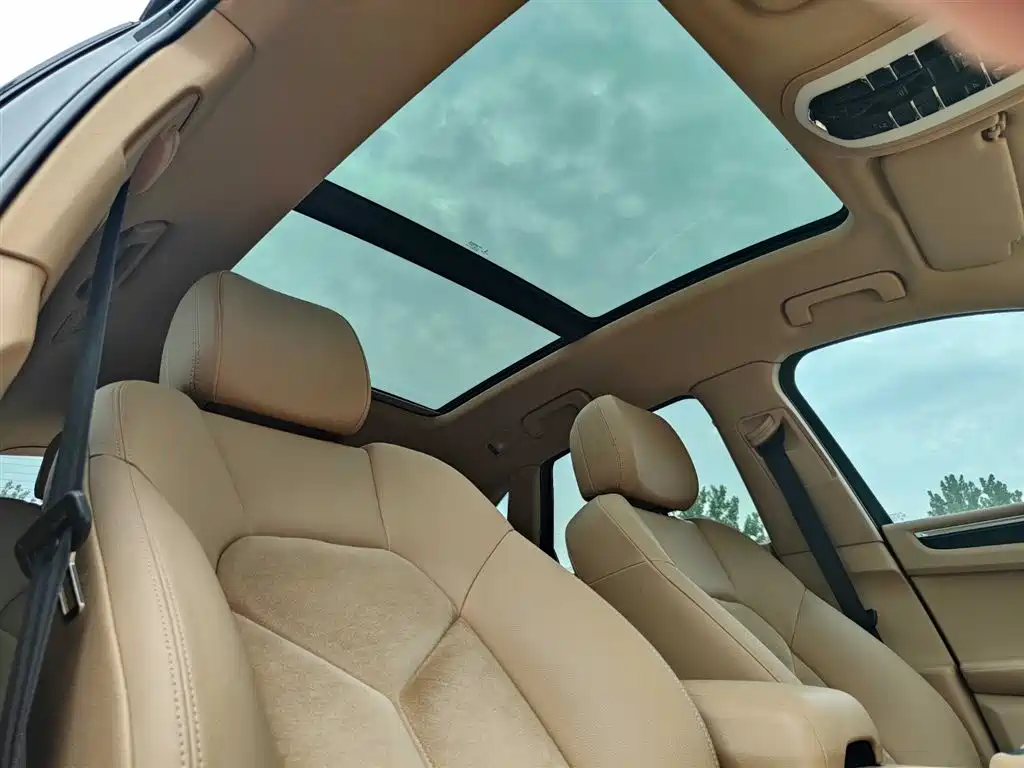 Porsche Macan 2014 — фото 12