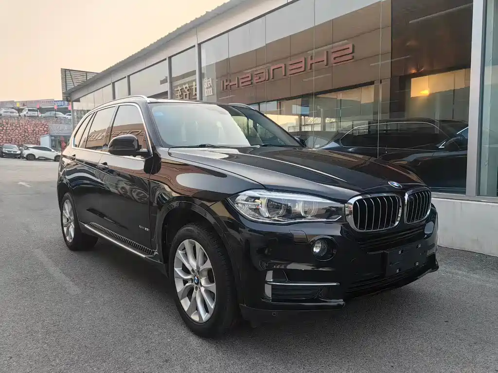 BMW X5 2018 — фото 3