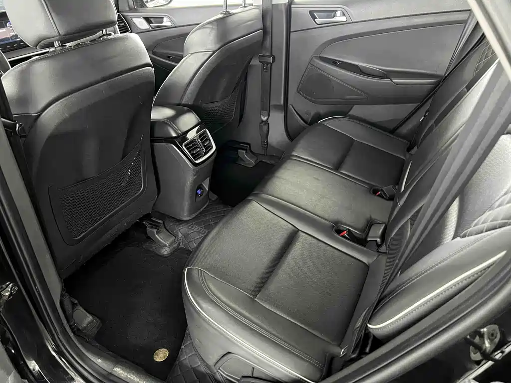 Hyundai Tucson 2019 — фото 17