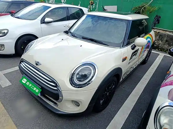 MINI 2015