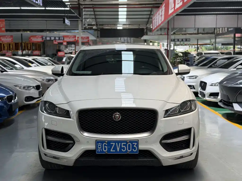 Jaguar F-PACE 2017 — фото 2