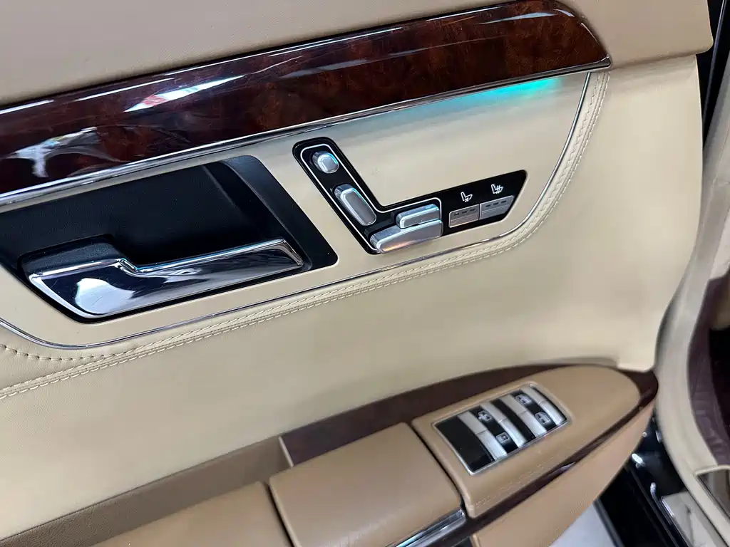 Mercedes-Benz S-Class 2007 — фото 18