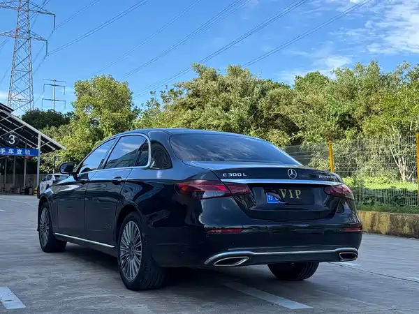 Mercedes-Benz E-Class 2023