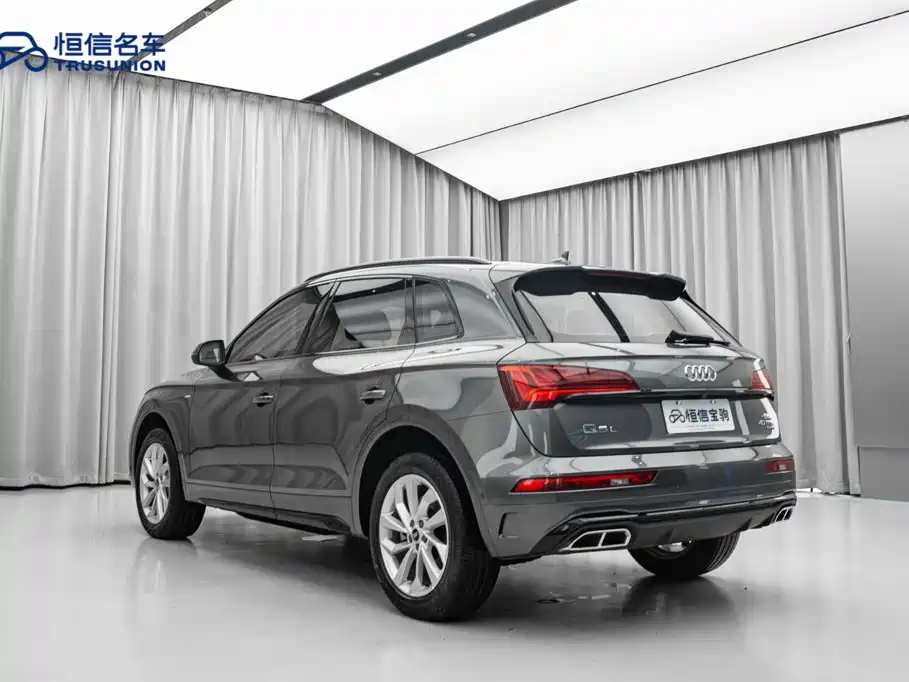 Audi Q5L 2022 — фото 7