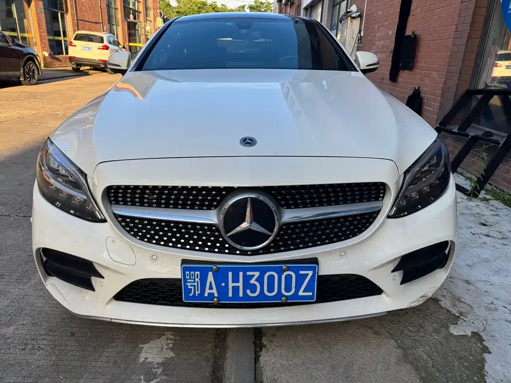 Mercedes-Benz C-Class 2021