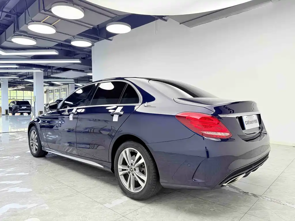 Mercedes-Benz C-Class 2018