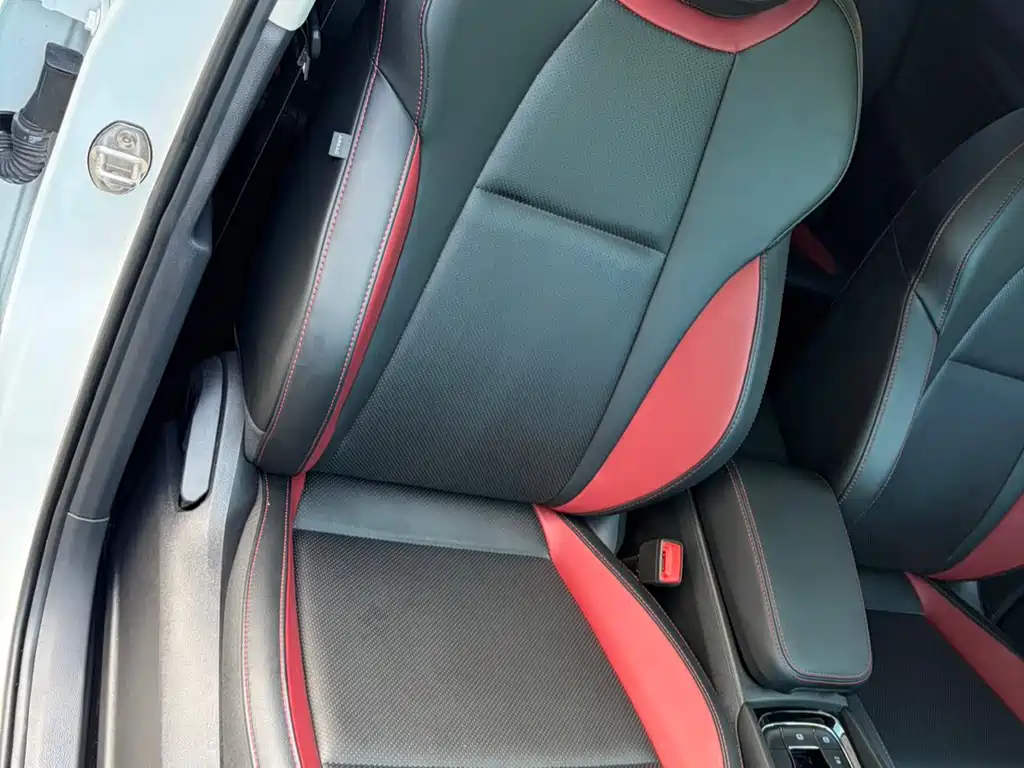 Skoda Korok 2023 — фото 10