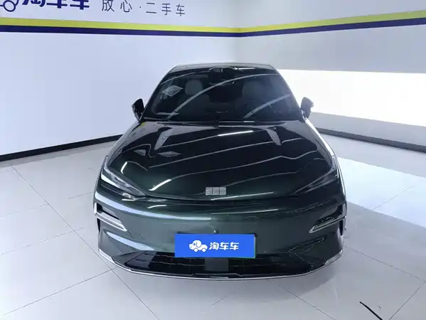 Geely Galaxy Starshine 8 2025