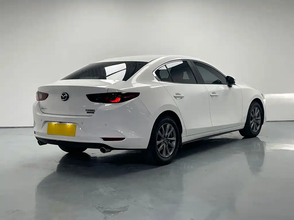 Mazda 3 Angkesela 2020
