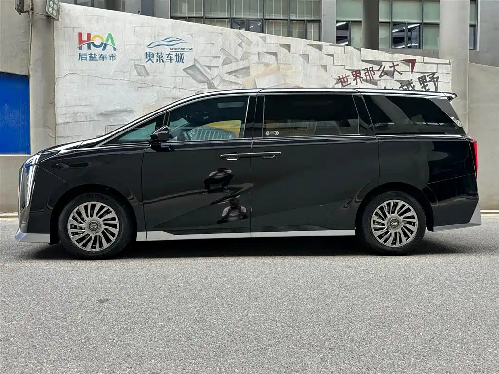 GAC Motor Trumpchi M8 2025 — фото 3