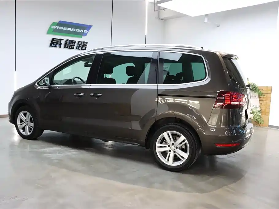Volkswagen Sharan 2018 — фото 6
