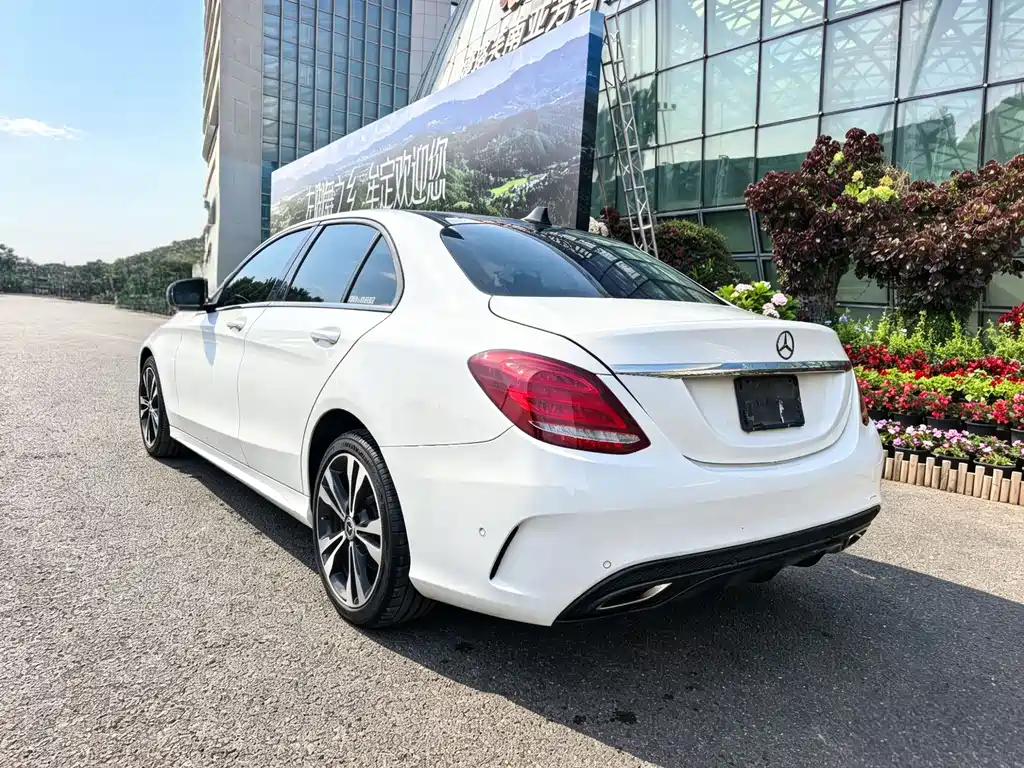 Mercedes-Benz C-Class 2015 — фото 13