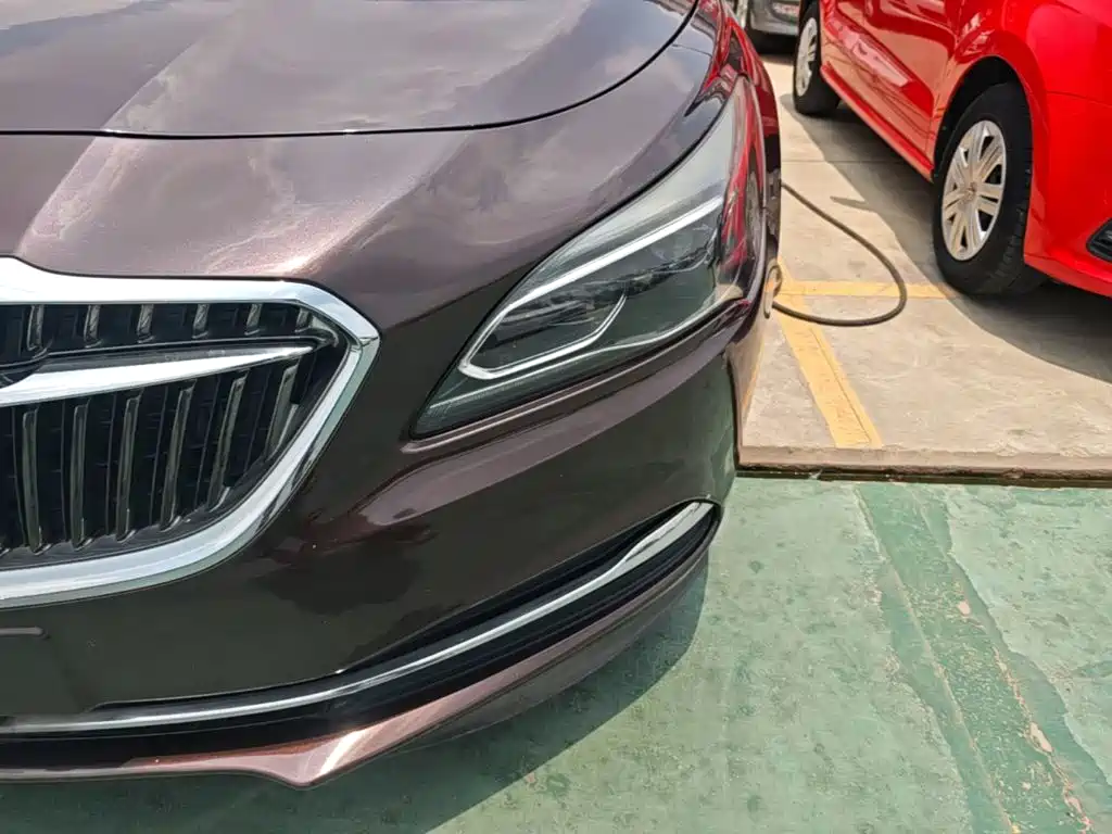 Buick LaCrosse 2018 — фото 24