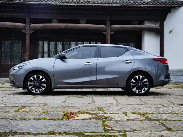 Nissan Bluebird 2016