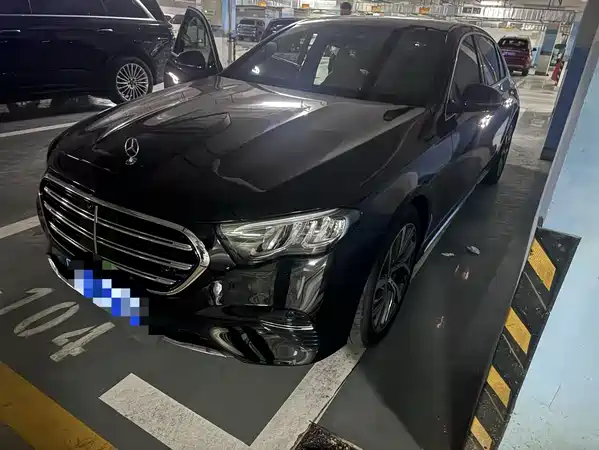 Mercedes-Benz E-Class 2024