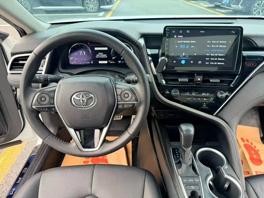 Toyota Camry 2022