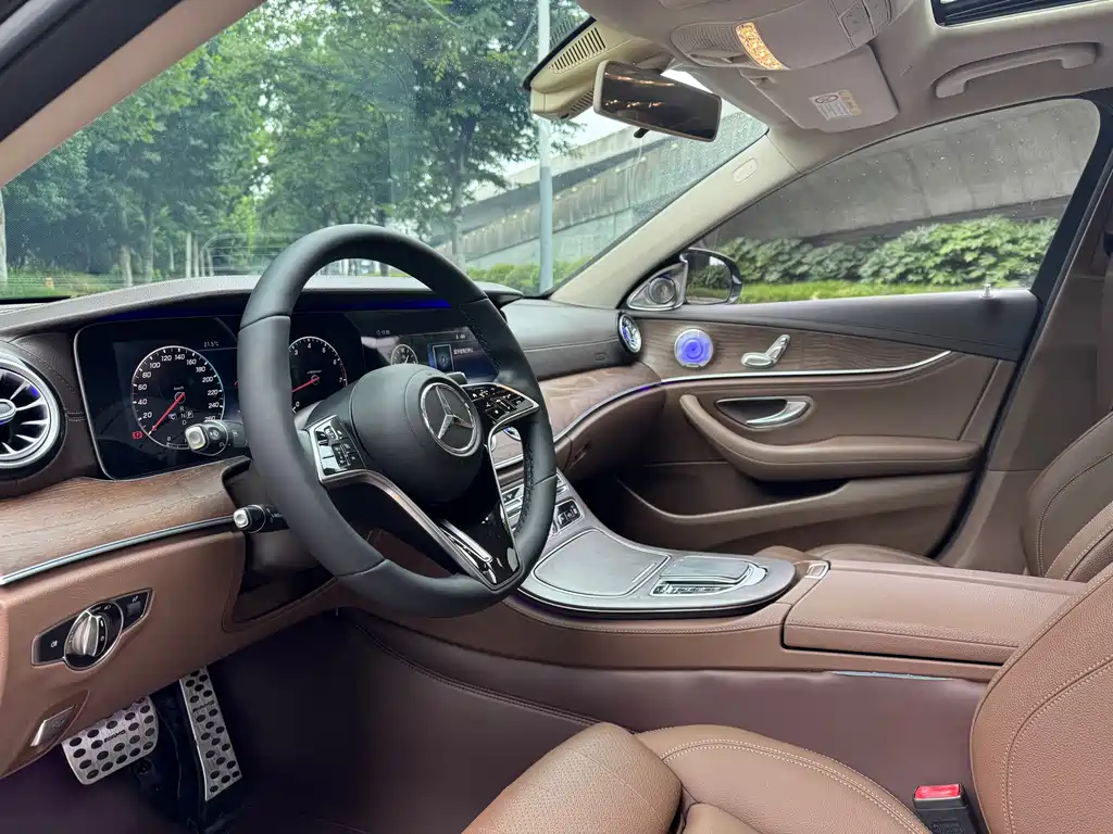 Mercedes-Benz E-Class 2017 — фото 6