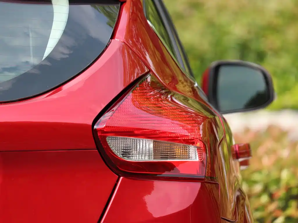 Ford Focus 2016 — фото 9