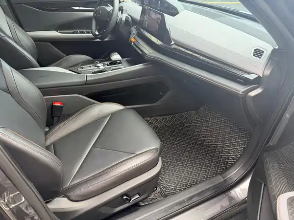 Changan UNI-V 2022