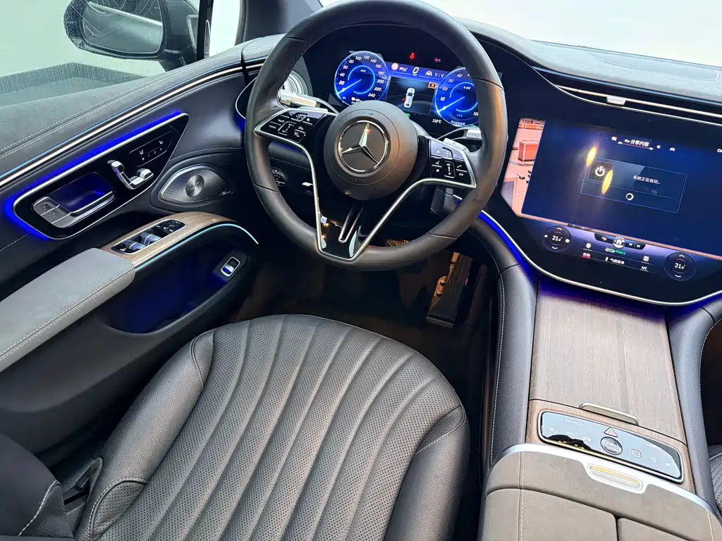 Mercedes-Benz EQS 2024 — фото 14