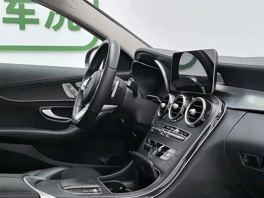 Mercedes-Benz C-Class 2020 — фото 22