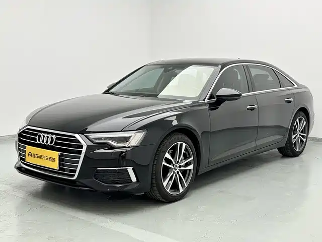 Audi A6L 2022 — фото 1