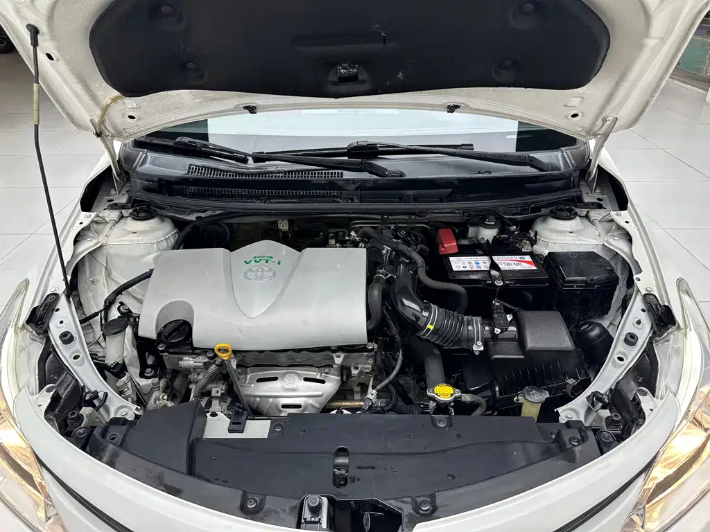 Toyota Vios 2017 — фото 20