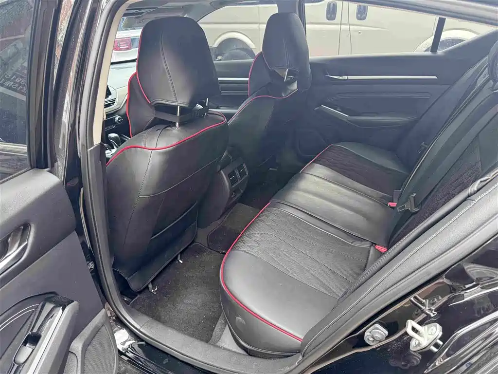Nissan Teana 2022 — фото 13