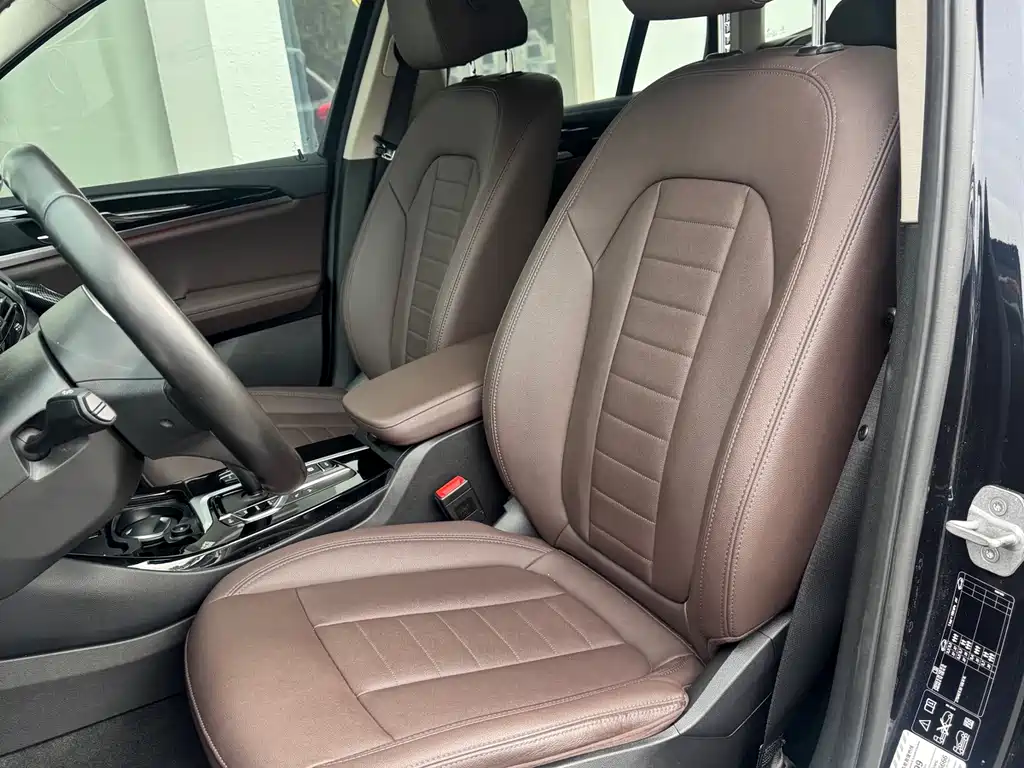 BMW X3 2020 — фото 11