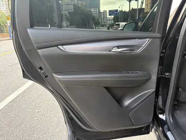 Cadillac XT6 2021