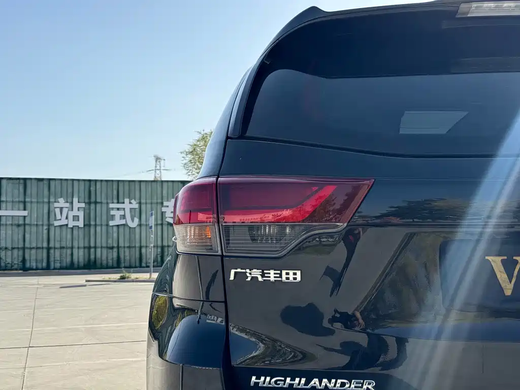 Toyota Highlander 2020 — фото 23