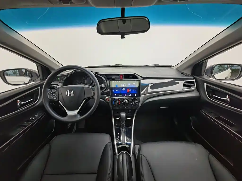 Honda Crider 2015