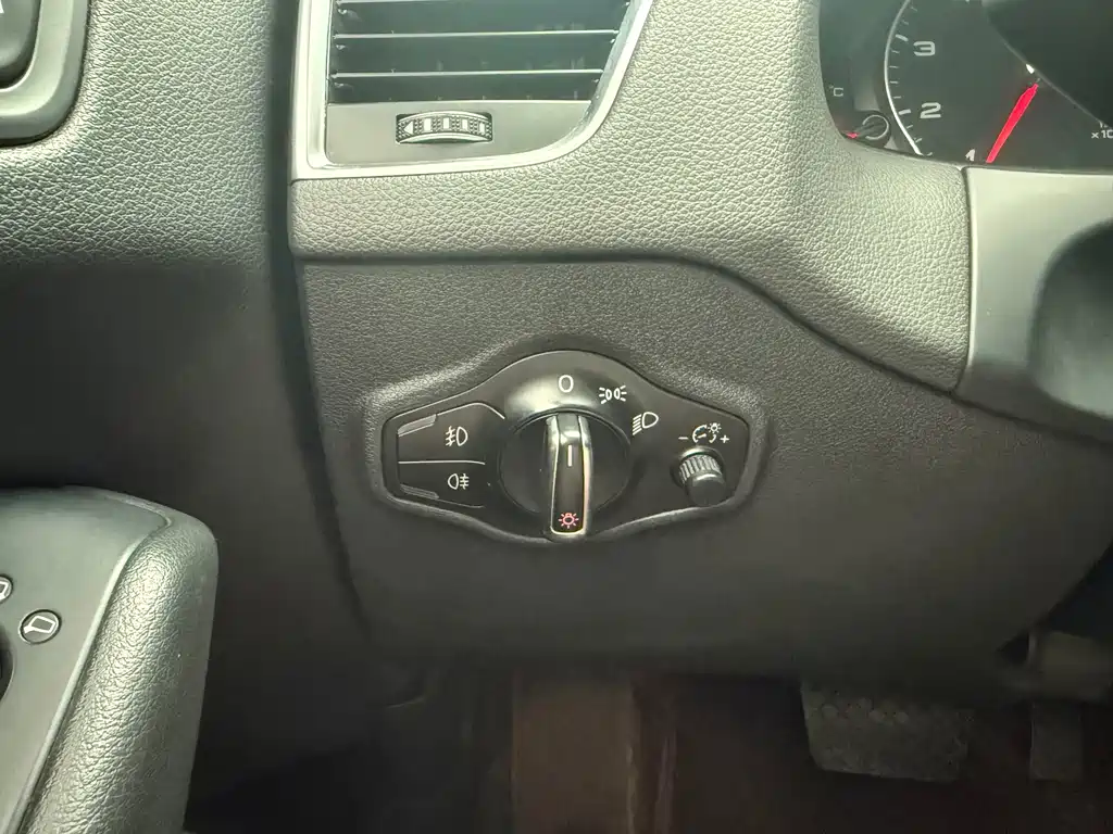 Audi Q5 2015